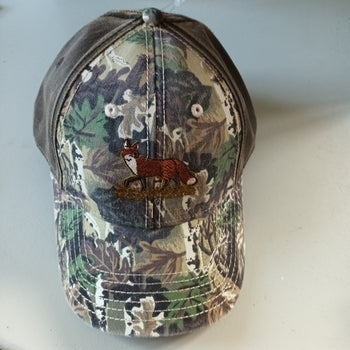 Otto Baseball Cap with Standing Fox Motif