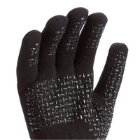 Sealskinz Waterproof Knit Gauntlet Glove - Hand Grip Close View - Breathable & Insulated